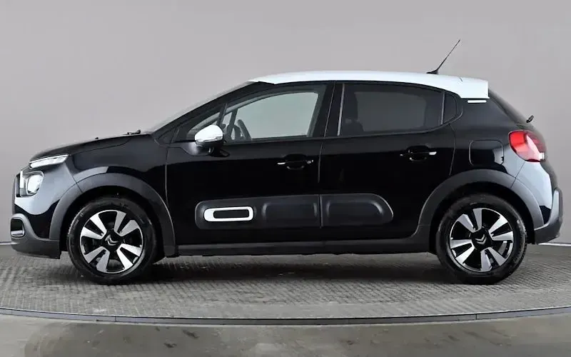Begagnad Citroën C3 PureTech 83 HK (61 kW) 2024 Svart Halvkombi