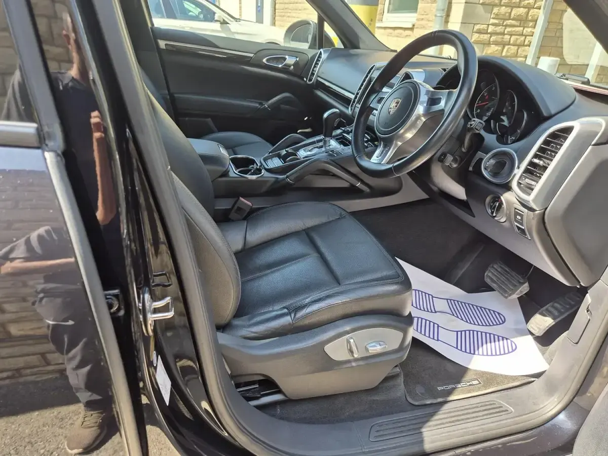 Used Porsche Cayenne 2014 Black SUV