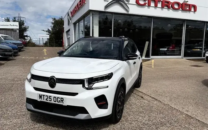 Used Citroën C3 101 HP (74 kW) 2025 White SUV