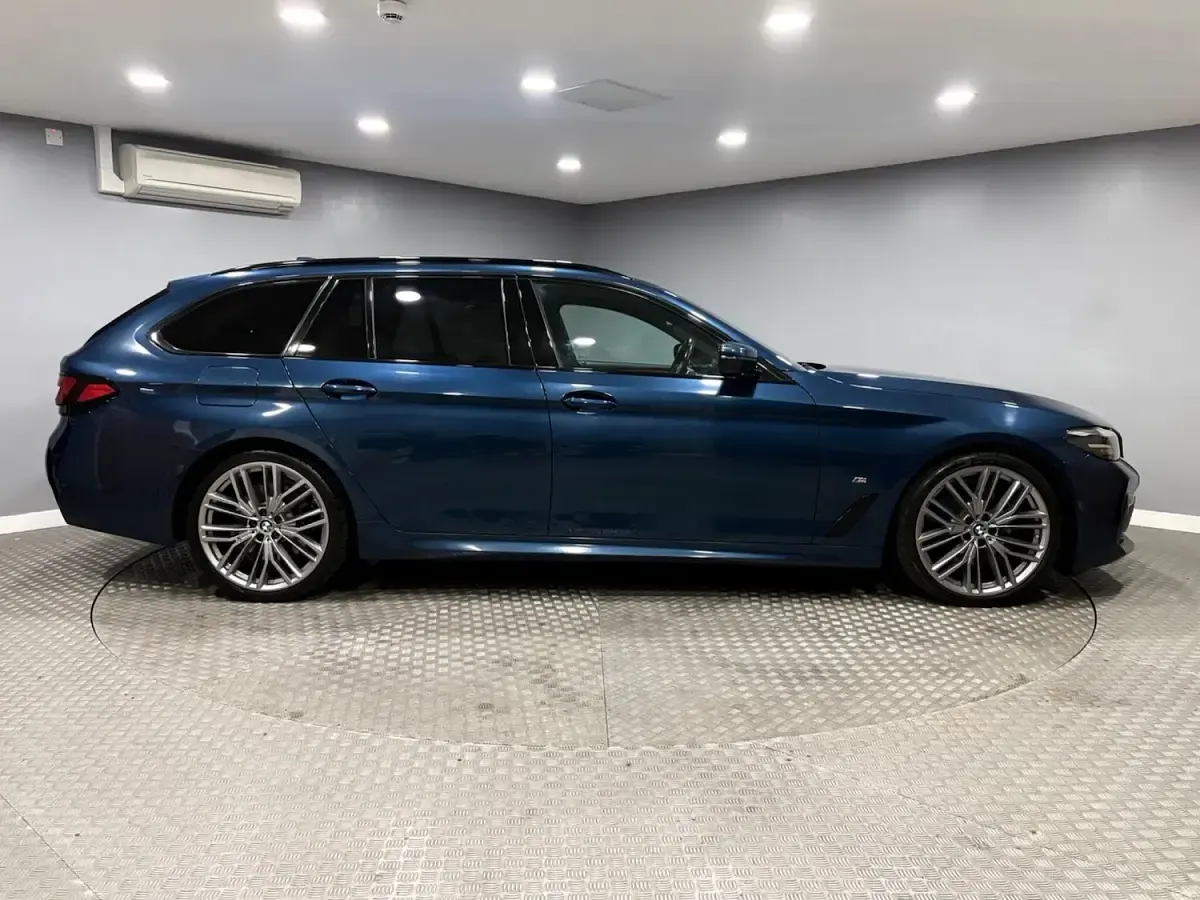 Used BMW 520 M Sport 2021 Blue Estate