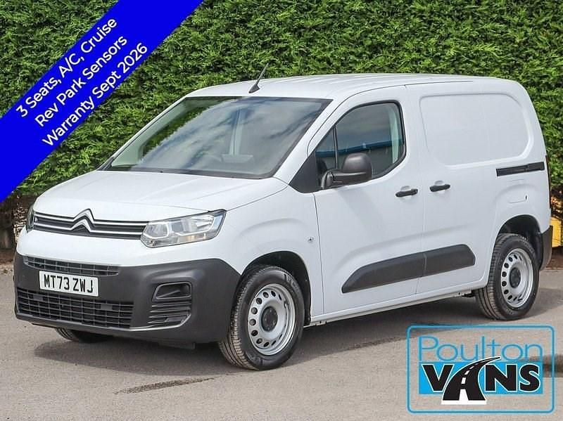 White Used 2023 Citroën Berlingo MPV | £13,250 (Good price) - Image 1/3