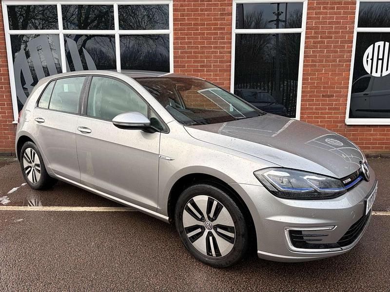 Used VW e-Golf 99 kW (135 HP) 2020 Silver Hatchback