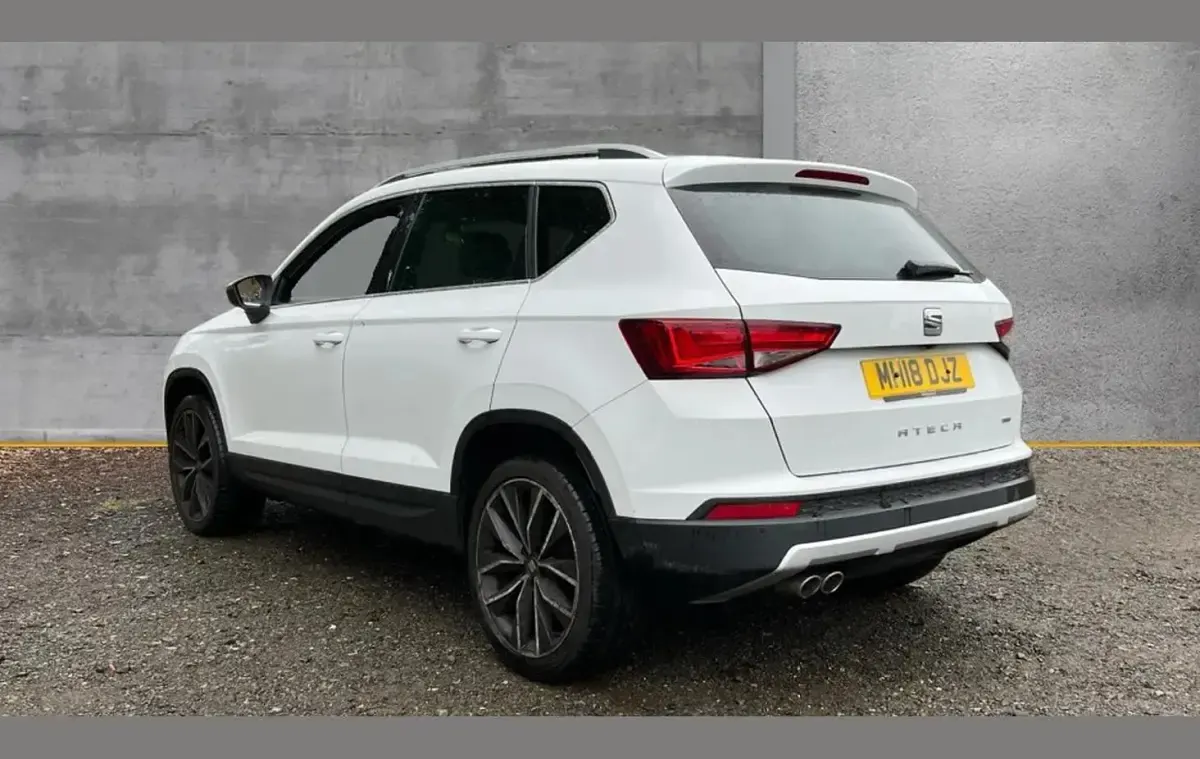 Usado Seat Ateca 4Drive 150 HP (110 kW) 2018 Branco SUV