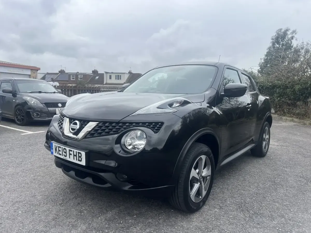 Second-hand Nissan Juke Acenta 112 CP (82 kW) 2019 Negru SUV
