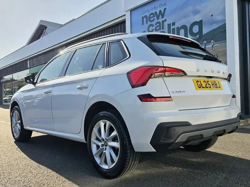 Used Skoda Kamiq SE 115 HP (84 kW) 2025 White SUV