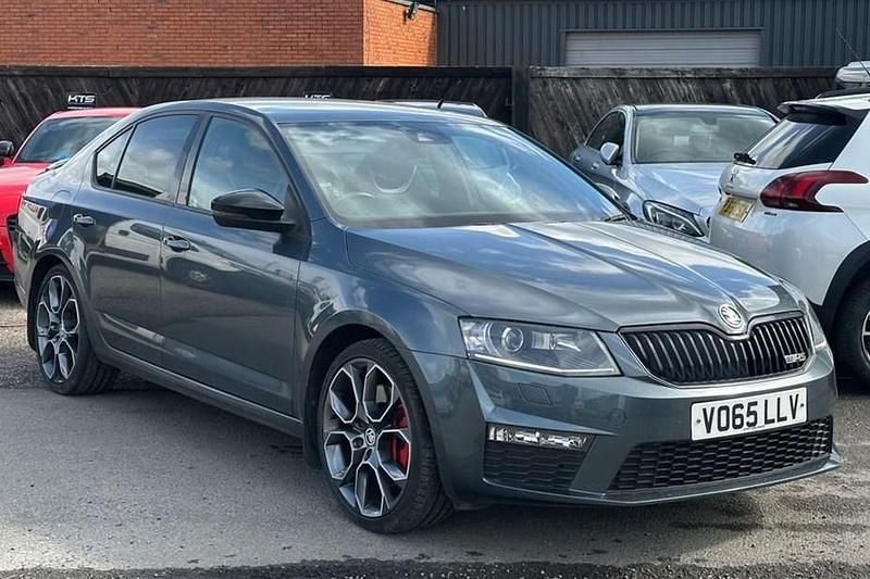 Used Skoda Octavia vRS 220 HP (161 kW) 2015 Grey Hatchback