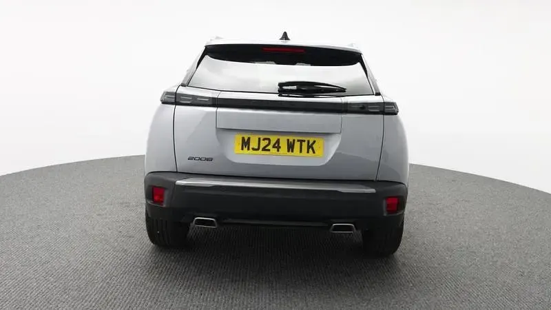 Używany Peugeot 2008 Allure 130 KM (95 kW) 2024 Szary SUV