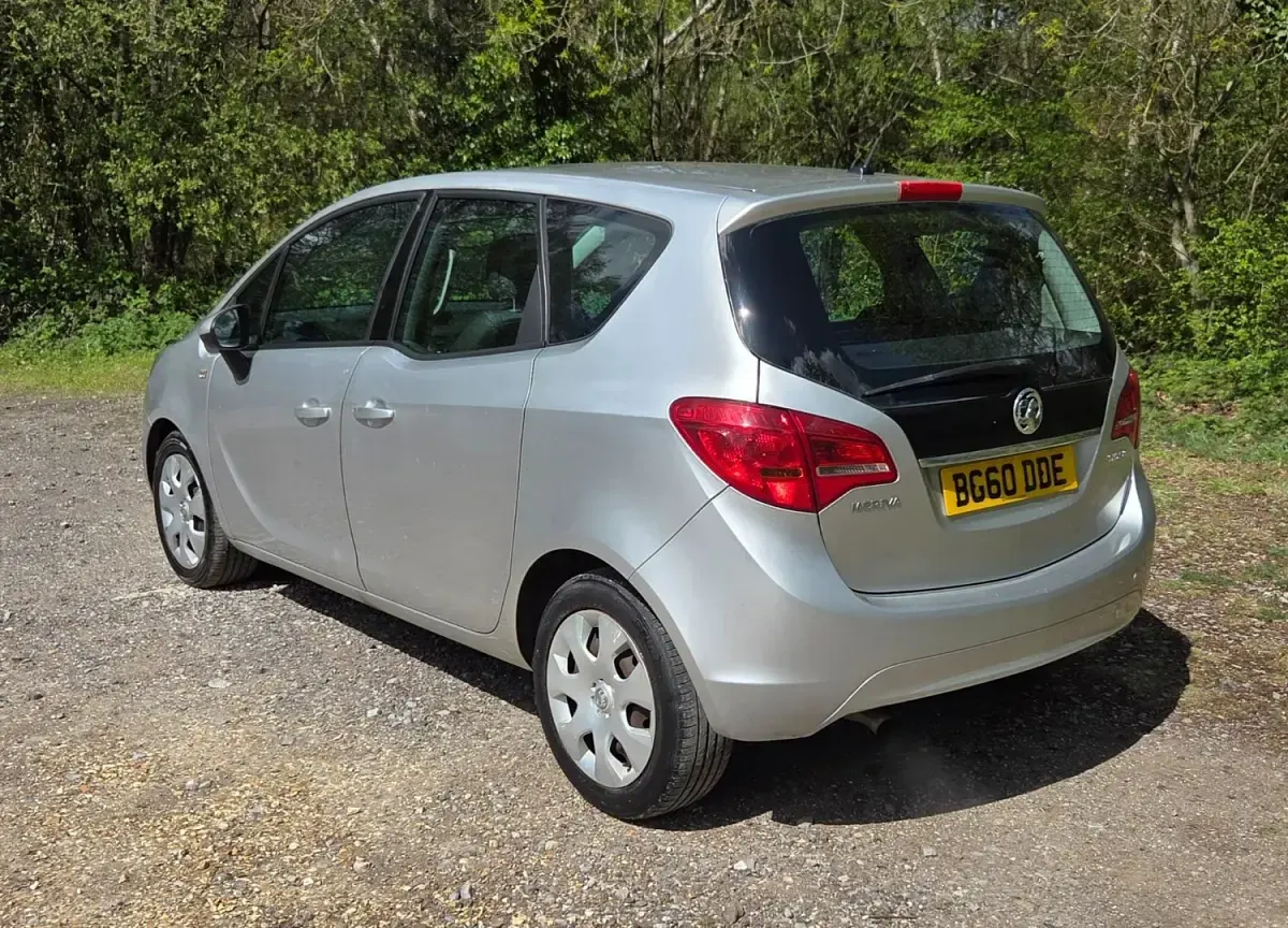 Used Vauxhall Meriva 2010 Silver MPV