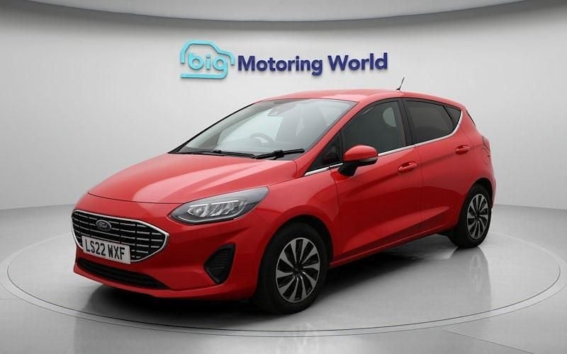 Used Ford Fiesta Titanium 101 HP (74 kW) 2022 Red Hatchback