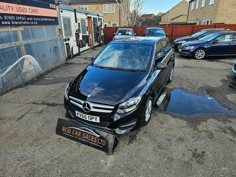 Used Mercedes B180 SE 2016 Black MPV