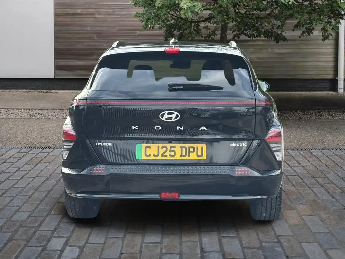 Second-hand Hyundai Kona Ultimate 160 kW (218 CP) 2025 Negru SUV