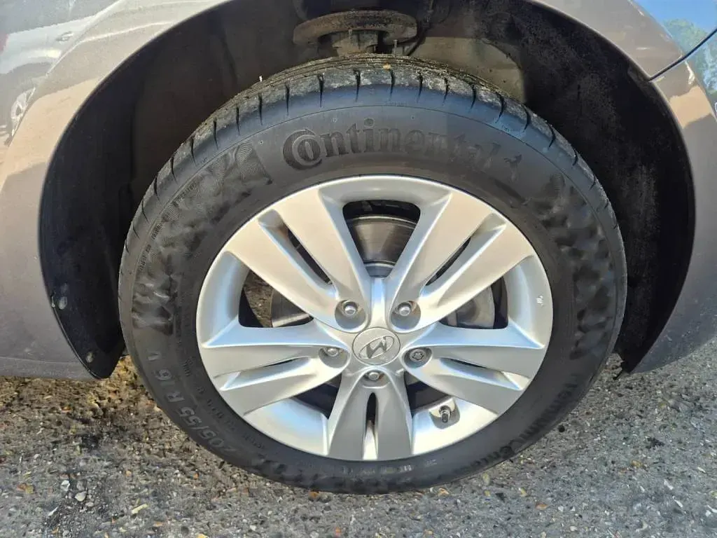 Used Hyundai ix20 Active 125 HP (91 kW) 2014 Grey Hatchback