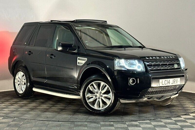 Black Used 2014 Land Rover Freelander 2 HSE SUV | £8,995 (Good price) - Image 1/1