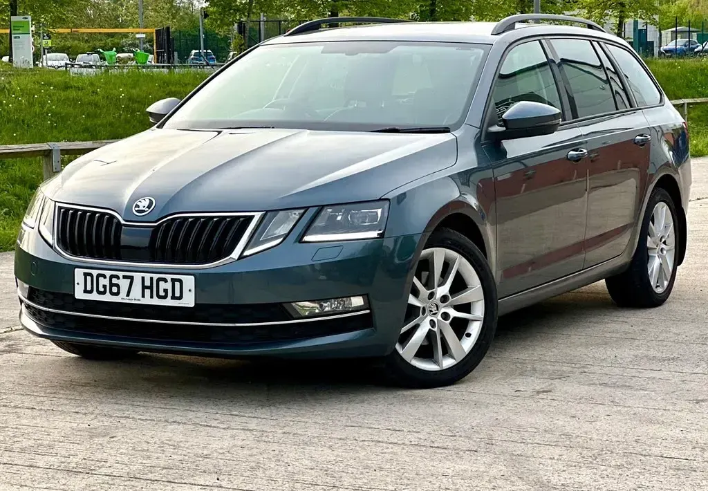 Gebraucht Skoda Octavia SE L 2017 Grau Kombi