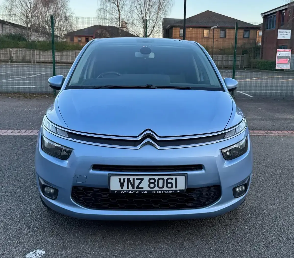 Used Citroën Grand C4 Picasso VTR Sport 120 HP (88 kW) 2016 Blue MPV