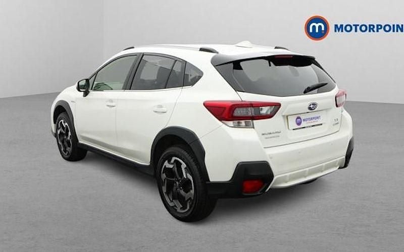 Używany Subaru XV Premium 150 KM (110 kW) 2023 Biały SUV