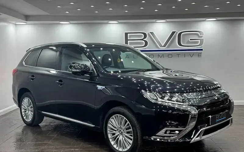 Used Mitsubishi Outlander P-HEV 177 HP (130 kW) 2018 SUV
