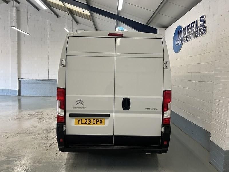 Used Citroën Relay 140 HP (102 kW) 2023 White Van