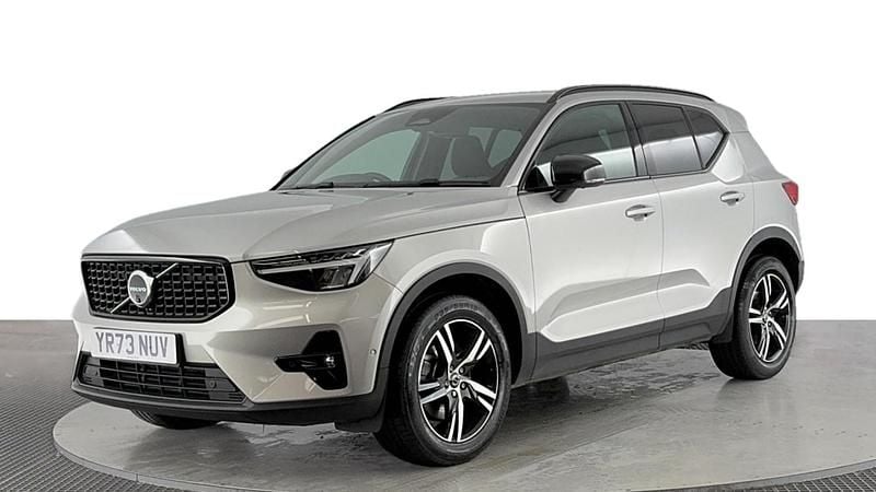 Silver Used 2023 Volvo XC40 Plus SUV | £26,420 (Fair price) - Image 1/4