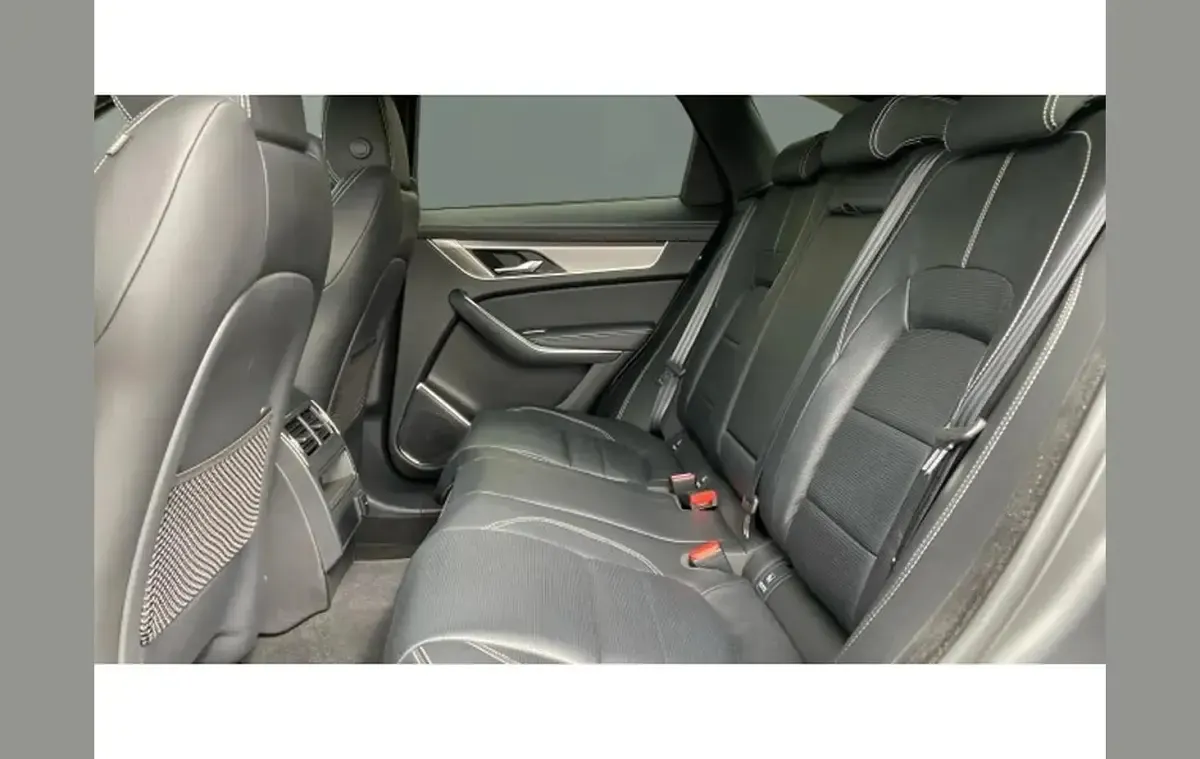 Used Jaguar F-Pace R-Dynamic 300 HP (220 kW) 2021 Black SUV