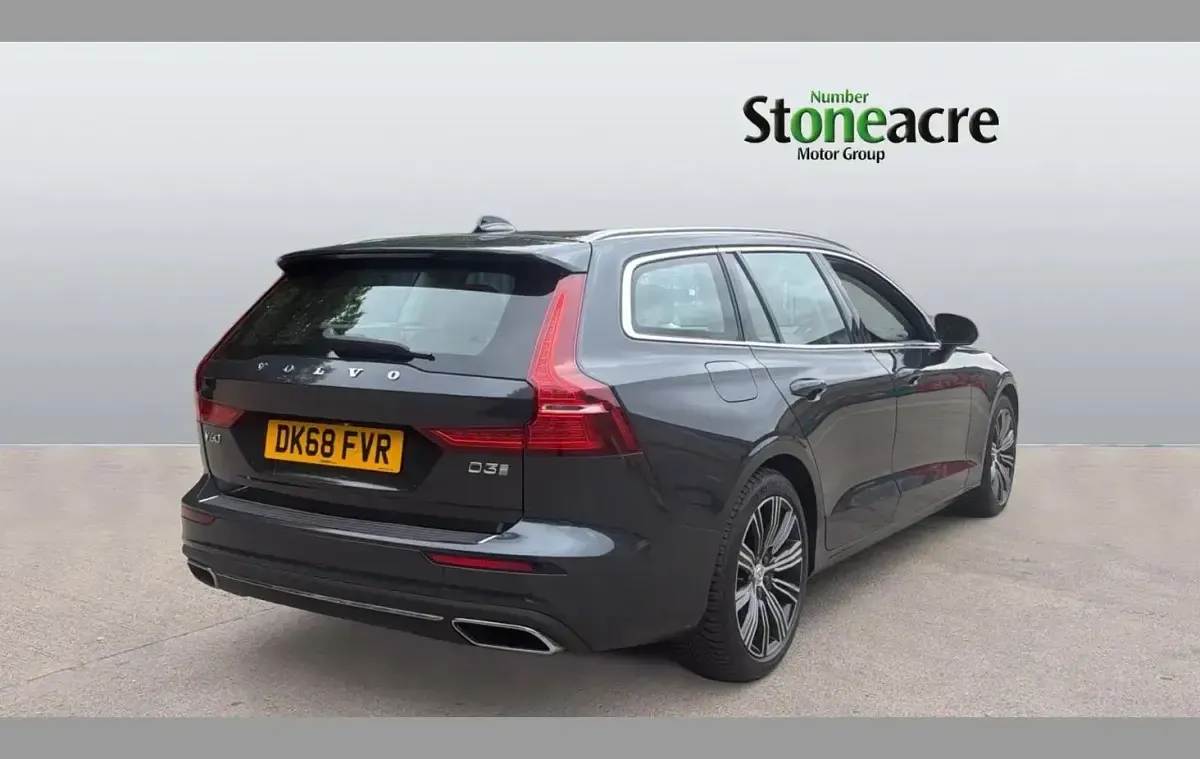 Used Volvo V60 Inscription 150 HP (110 kW) 2018 Grey Estate