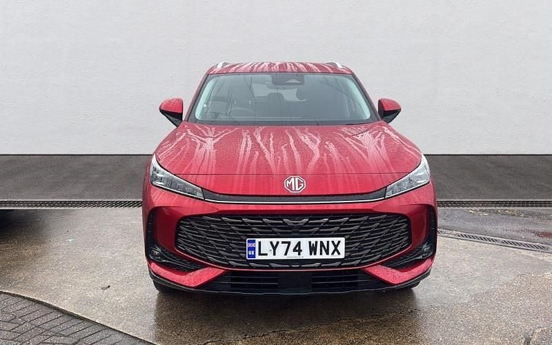 Used MG HS SE 170 HP (125 kW) 2025 Red SUV