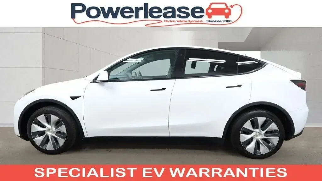 Used Tesla Model Y Long Range AWD 378 kW (514 HP) 2022 White SUV