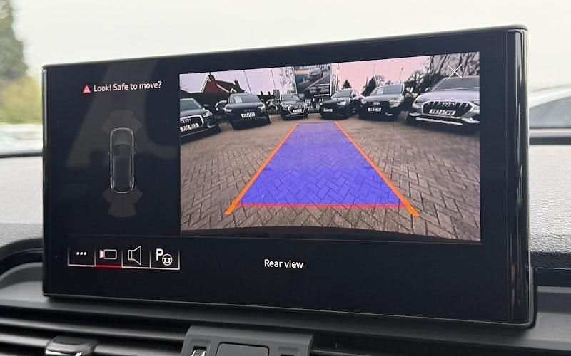 Used Audi Q5 S-Line 204 HP (150 kW) 2024 SUV