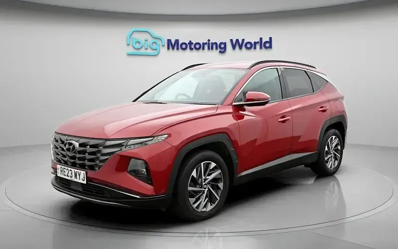 Usado Hyundai Tucson Premium 180 HP (132 kW) 2023 Vermelho SUV