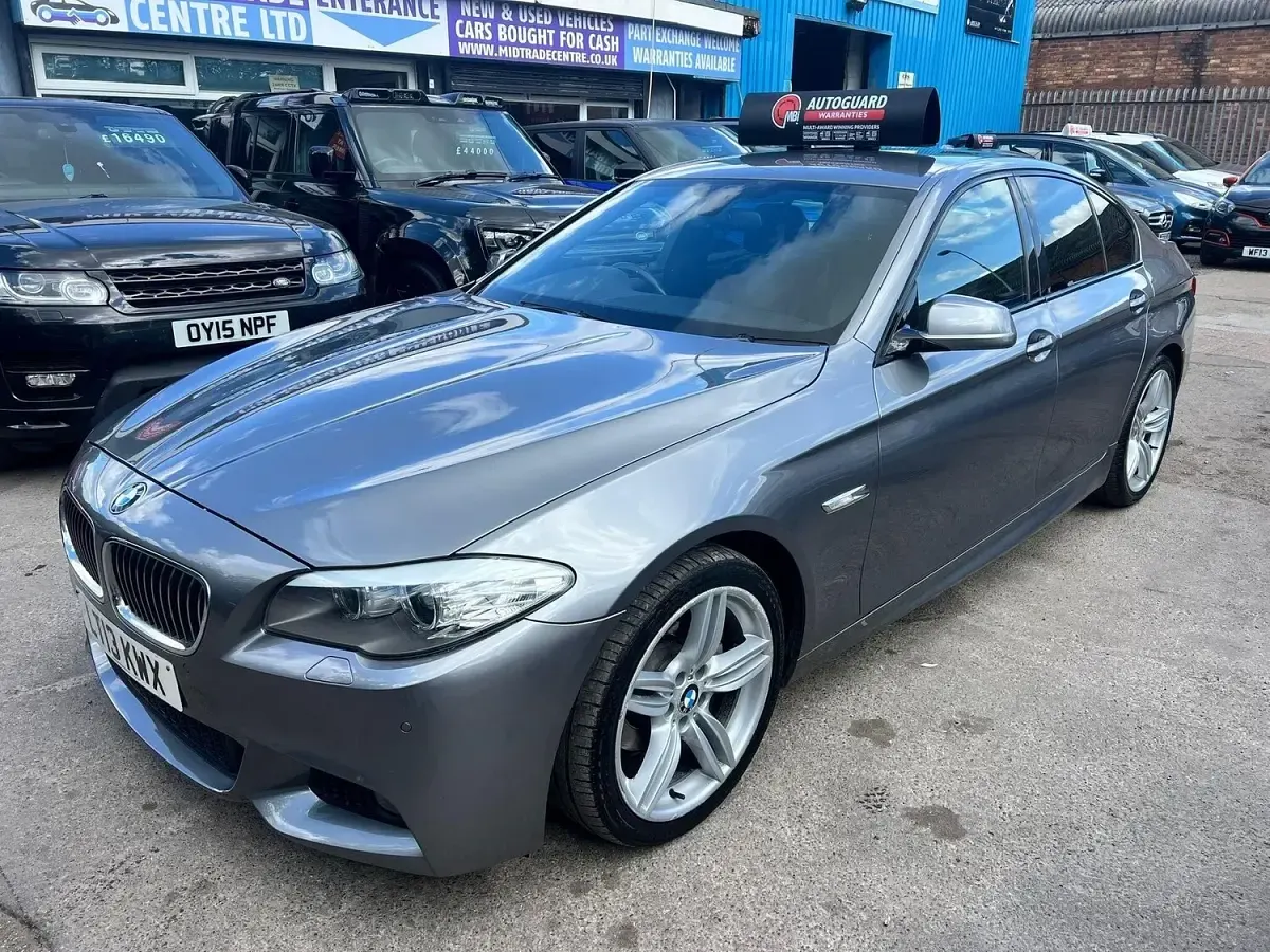 Usado BMW 520 M Sport 2013 Gris Berlina