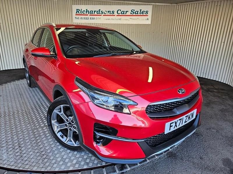Red Used 2021 Kia XCeed SUV | £14,700 (Good price) - Image 1/4