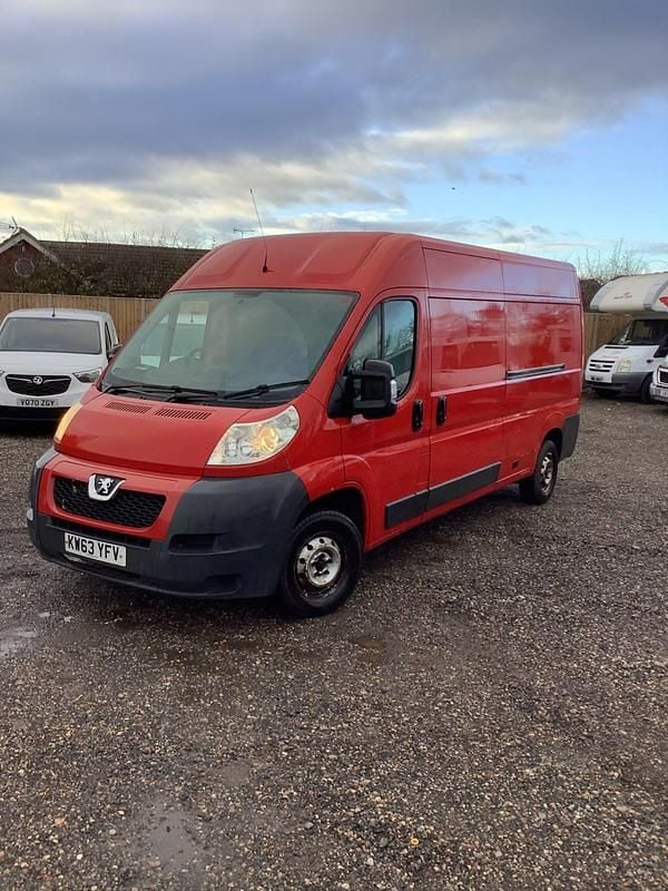 Red Used 2014 Peugeot Boxer Van | £2,500 (Super price) - Image 1/4