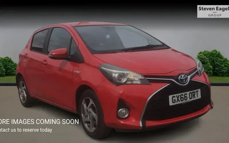 Used Toyota Yaris 101 HP (74 kW) 2016 Hatchback
