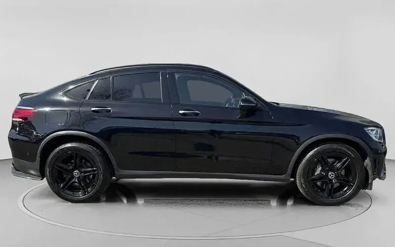 Used Mercedes GLC300 AMG line 258 HP (189 kW) 2023 Black SUV
