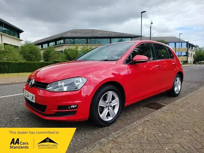 Used VW Golf VII Match 2015 Red Hatchback