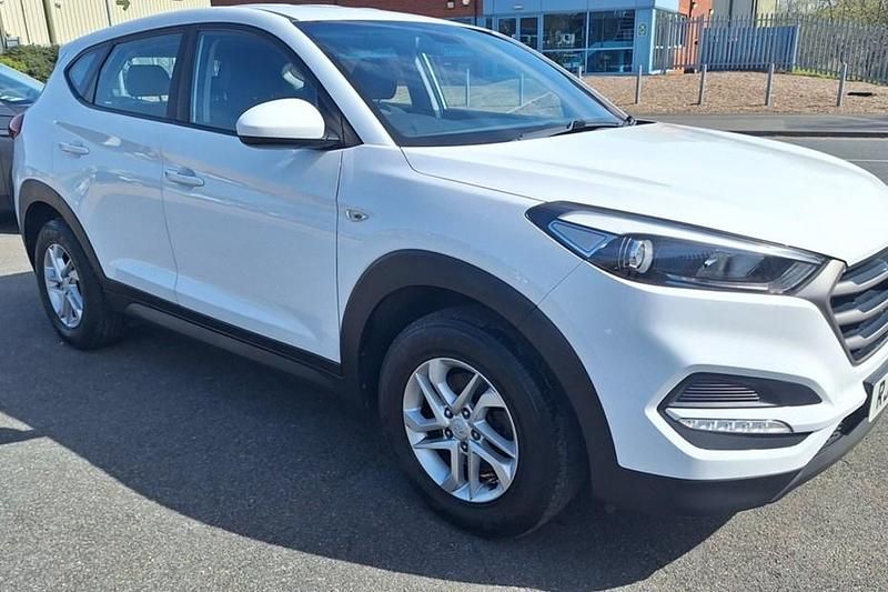 Used Hyundai Tucson 116 HP (85 kW) 2018 White SUV