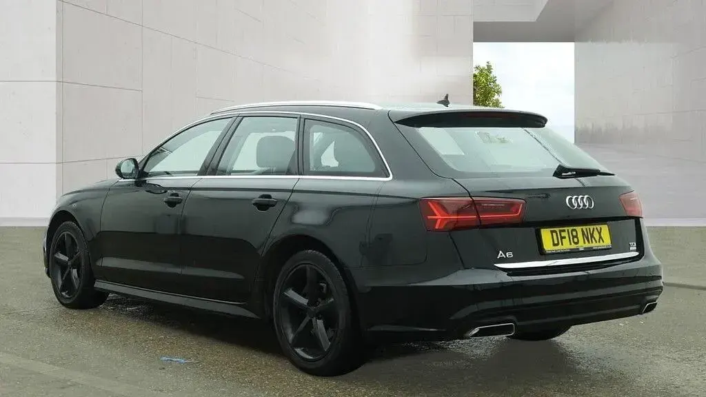 Usado Audi A6 Performance 190 CV (139 kW) 2018 Negro Familiar