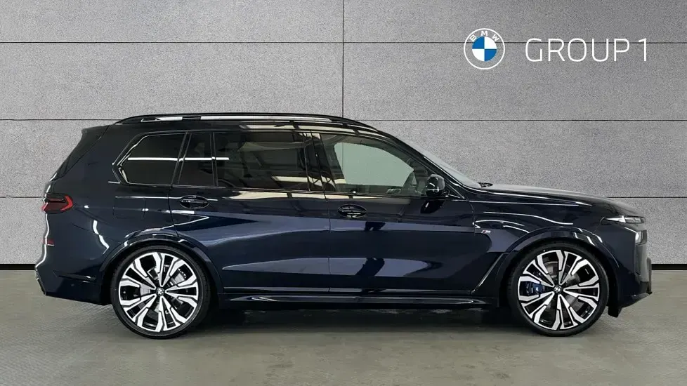 Used BMW X7 M Sport 347 HP (255 kW) 2026 Black SUV