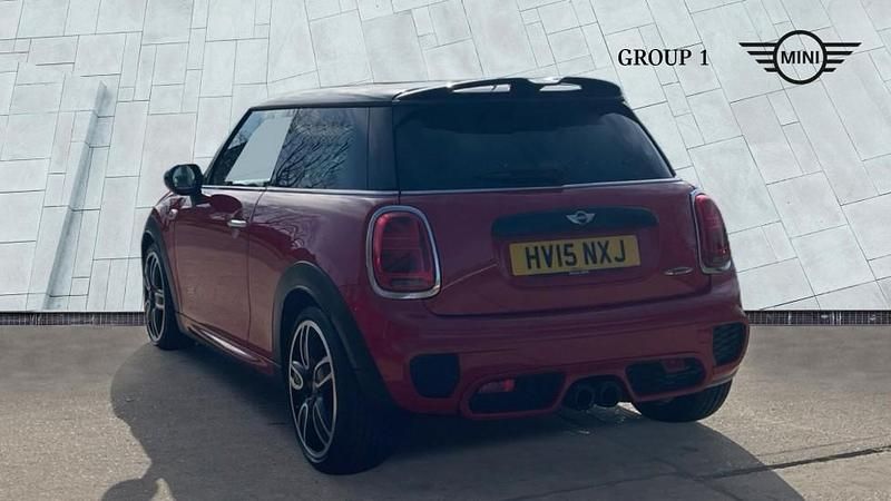 Used Mini John Cooper Works Hatch 231 HP (169 kW) 2015 Red Hatchback