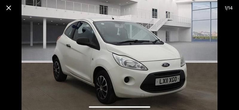 Used Ford Ka Studio 69 HP (50 kW) 2011 White Hatchback