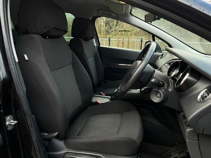 Used Peugeot 5008 Family 112 HP (82 kW) 2012 Black MPV