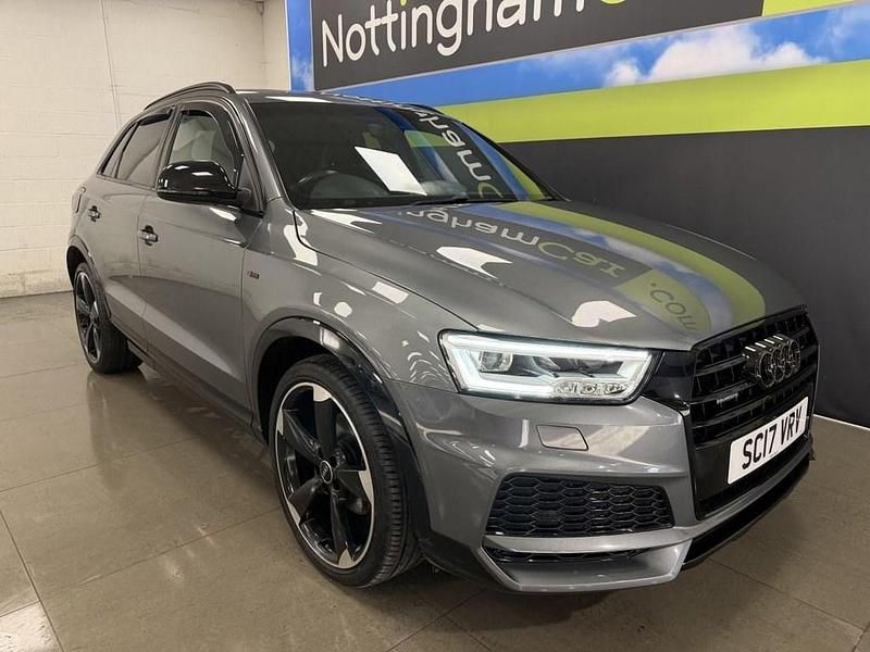 Usado Audi Q3 Black Edition 184 HP (135 kW) 2017 Cinzento SUV