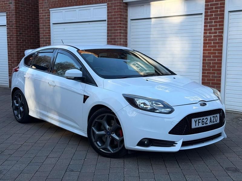 Used Ford Focus ST 2012 White Hatchback