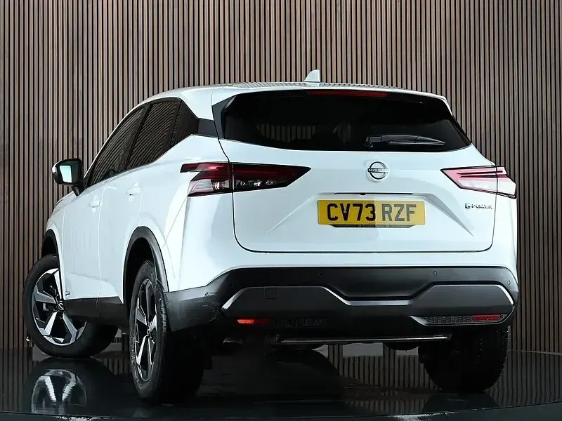 Used Nissan Qashqai N-Connecta 190 HP (139 kW) 2023 White SUV