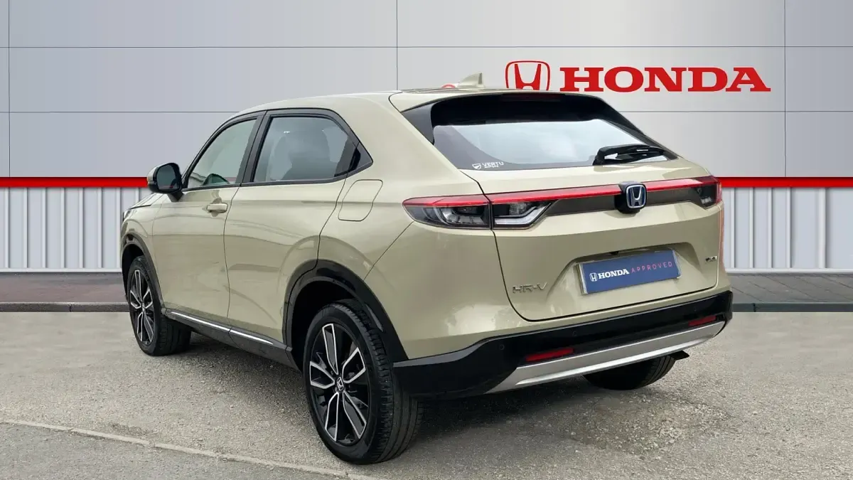 Used Honda HR-V Advance 131 HP (96 kW) 2024 Beige SUV