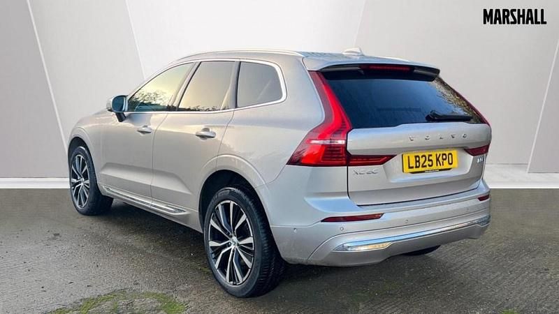 Used Volvo XC60 Ultra 250 HP (183 kW) 2025 Gold SUV