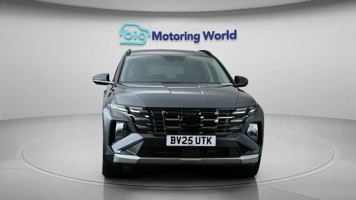 Used Hyundai Tucson Premium 253 HP (186 kW) 2025 Grey SUV