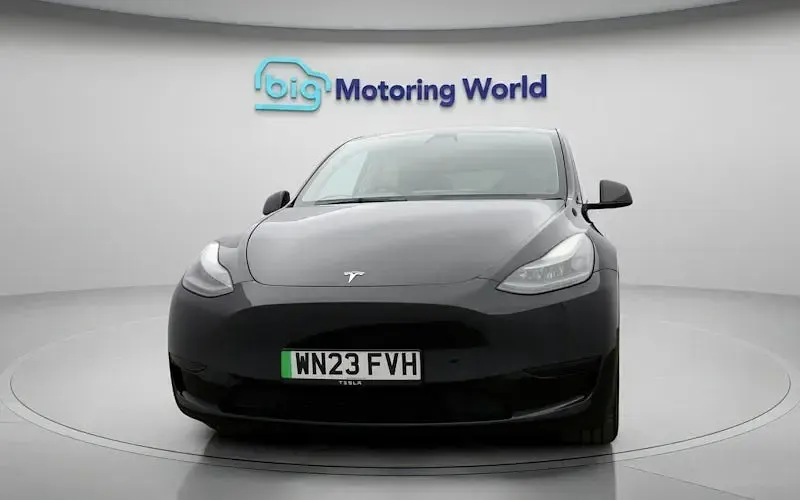 Used Tesla Model Y RWD 254 kW (346 HP) 2023 Black SUV