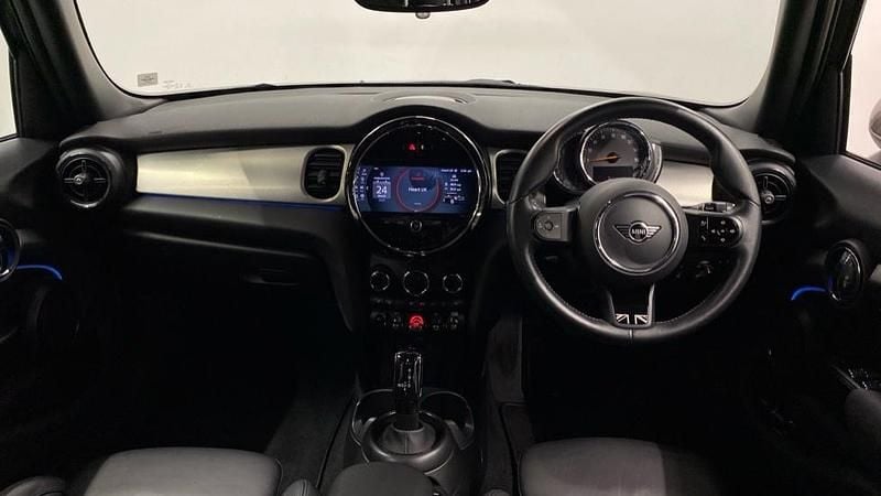 Used Mini Cooper Exclusive 134 HP (98 kW) 2022 Black Hatchback