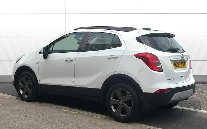 Used Vauxhall Mokka Active 136 HP (100 kW) 2017 White SUV